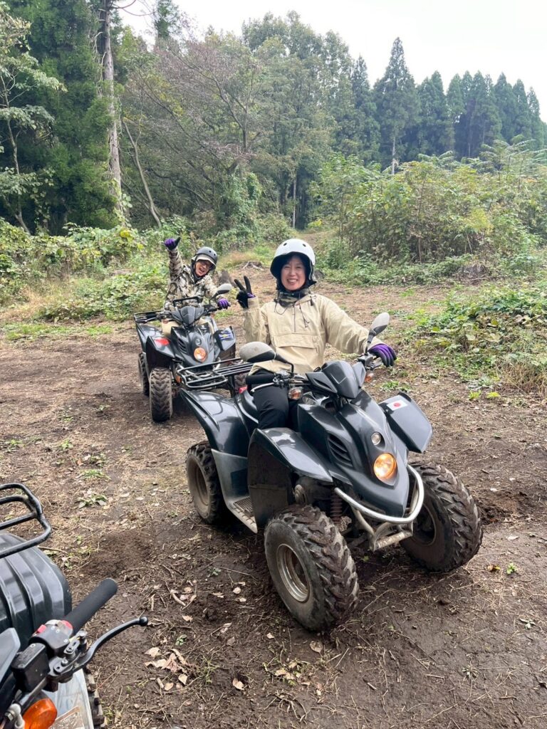 秋日和に中のバギー